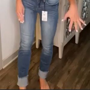 Judy Blue Straight leg jeans